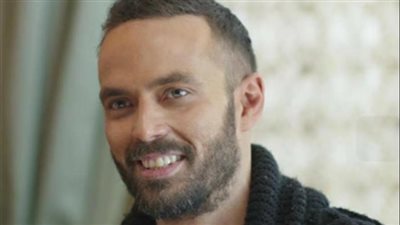 عمر يوسف ينفي عودة شمس البارودي للتمثيل ويوضح موقفها من حرمانية الفن