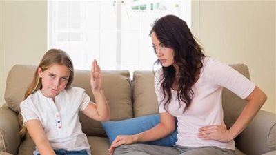 كيف تتحكمي بمشاعر انفعالك وغضبك تجاه عناد أطفالك؟