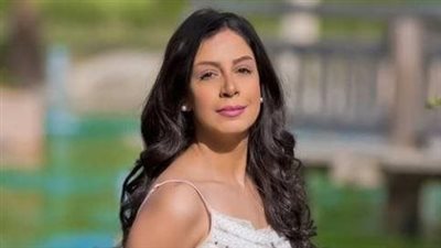 ياسمين رحمي تنتهي من تصوير مشهد فيلم 