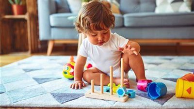 4 ألعاب تُساهم في زيادة ذكاء طفلك