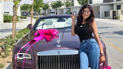 سيارة “رولز رويس” هدية محمد سامي لزوجته مي عمر في عيد ميلادها
