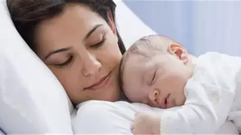 حلم الأمومة لمحاربة
