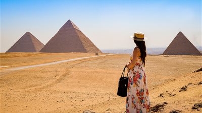 بشارة خير أم علامة شر.. تفسير رؤية الأهرامات في المنام