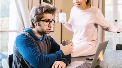 كيف تتعاملين مع أنانية زوجك بكفاءة وحكمة؟