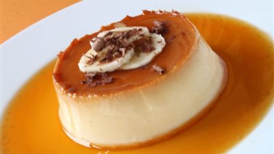 لذيذة وسهلة التحضير.. طريقة عمل كريم كراميل بالموز