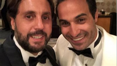 واقعة تثير الجدل بزفاف حاتم صلاح… وأحمد فهمي يحسم الشائعات حول هشام ماجد 