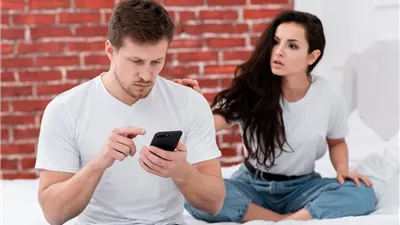 سيدة تسأل: أريد طريقة كي انتقم من زوجي بسبب شكه والتعليقات ..انتى فعلا بجحة 