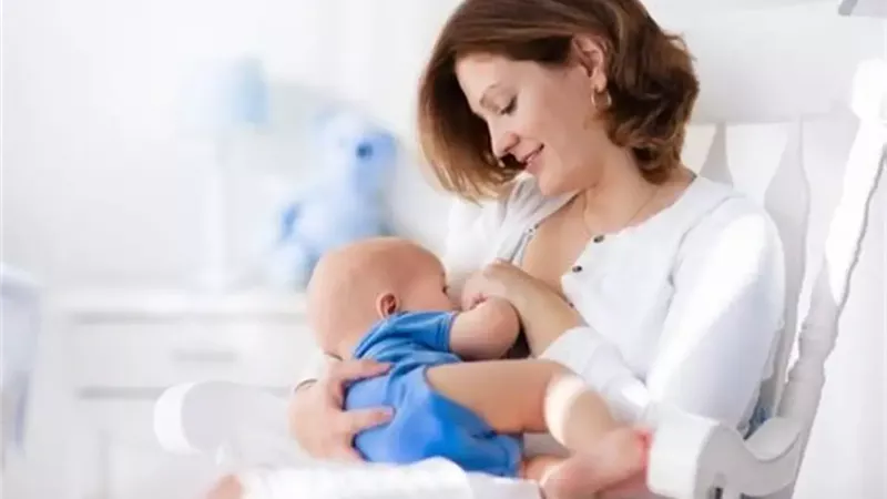 الرضاعة الطبيعية