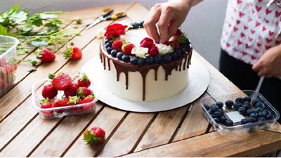 تفسير رؤية التورتة في المنام وعلاقتها بالتخلص من الهموم والصعوبات