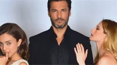 زوجي يخاف من زوجته الثانية ويتجاهلني.. ماذا أفعل؟