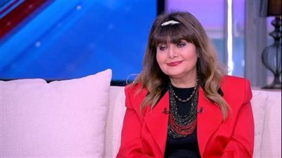 الراقصة هندية تكشف كواليس قرارها بخلع الحجاب: “استأذنت الله قبل التنفيذ