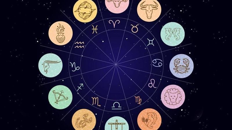 حظك اليوم وتوقعات الأبراج