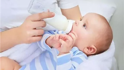 5 مخاطر تُهدد صحة رضيعك بسبب ماء الأرز