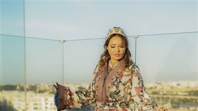 ليلى علوي تتألق بالقفطان المغربي في مهرجان الرباط الدولي لسينما المؤلف