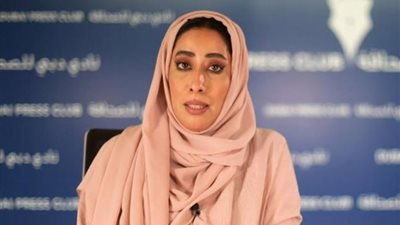 منى المري | إعلامية إماراتية ساهمت في تمكين المرأة بالمجتمع الخليجي