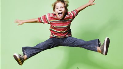 طفلي كثير الحركة في المدرسة.. ماذا أفعل؟