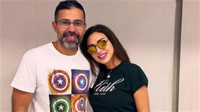 أنغام تتصدر مواقع التواصل بعد ظهورها مع طبيبها المعالج بألمانيا 