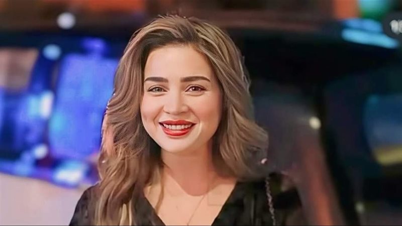 مي عز الدين 