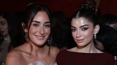 عرض رامي قاضي يبهر الحضور.. وهيفاء وهبي تخطف الأضواء بتصميمين مبهرين بالماجينتا