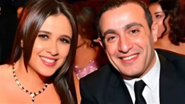 ياسمين عبد العزيز مع أحمد السقا 