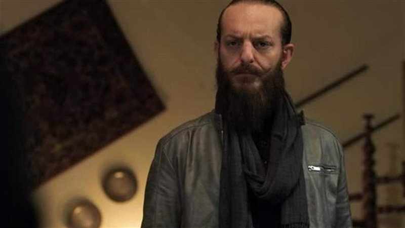 أويس مخللاتي 