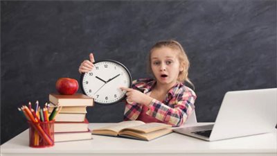 تنظيم وقت الأطفال بعد المدرسة.. السلاح السري للنجاح الأكاديمي والنفسي