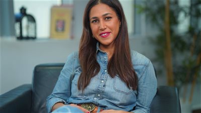 جهاد حسام الدين تكشف عن موهبتها الغنائية لأول مرة في “كارثة طبيعية”