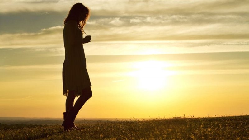 تفسير حلم المشي في الظلام