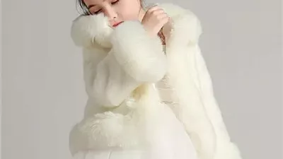 لاختيار فستان دافئ لطفلتك.. عليكي بتحقيق 10 معايير لتدفئتها بالمناسبات