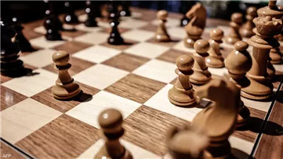 طفل عمره 3 سنوات يدخل تاريخ الشطرنج العالمي