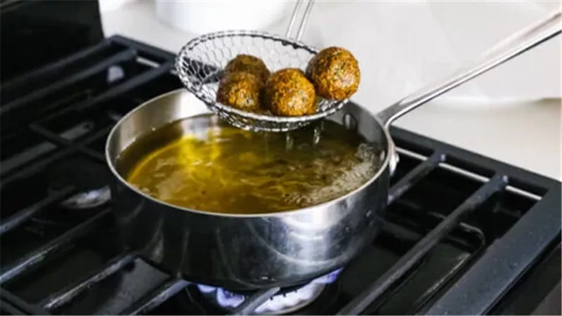 مقلاة الزيت