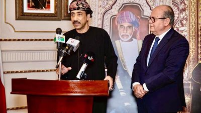 سفير سلطنة عُمان ينعى وزير الثقافة المصري الأسبق الدكتور محمد صابر عرب