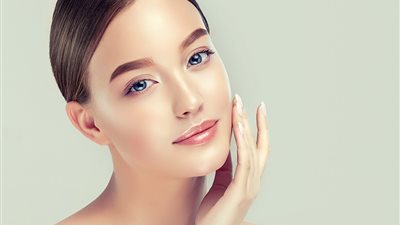 قبل حفل رأس السنة 2026.. خلطات  طبيعية للتخلص من حب الشباب