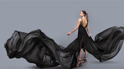 تفسير حلم الفستان الأسود في المنام للعزباء والحامل والمتزوجة