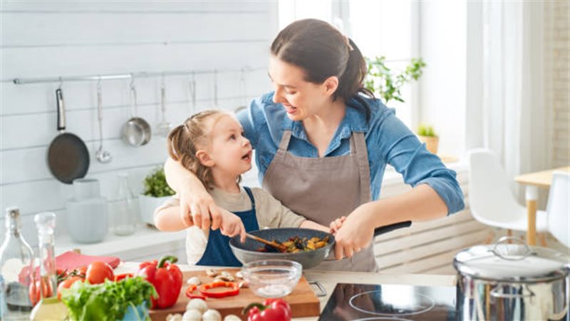 إبنتي والطهي