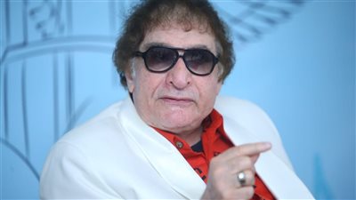 آخر تطورات الحالة الصحية للفنان محيي إسماعيل بعد نقله لمستشفى قريب لمنزله