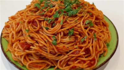 طريقة عمل المكرونة الاسباجيتي بصوص الباربكيو في مطبخك 