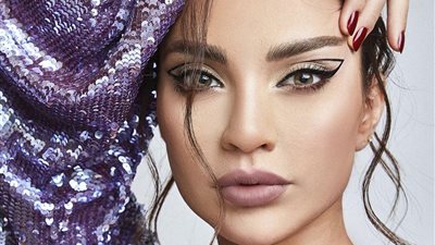 جريئة وجذابة.. أبرز صيحات رسمات الأيلاينر فى 2026