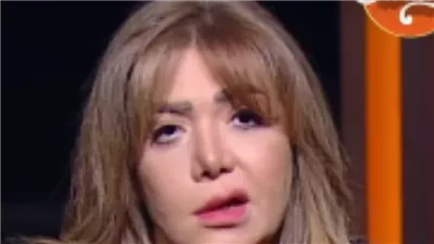 لقاء سويدان ترد على منتقدي ظهورها مصابة بالعصب السابع: لم أسعَ للترند