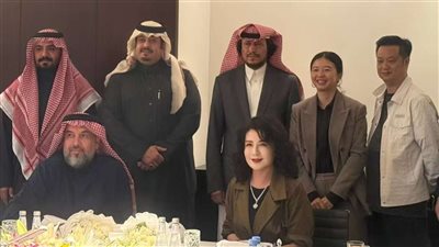 الدكتور محمد العرب يعلن عن اتفاق استثماري بقيمة 8 مليارات دولار لإنشاء محطة تحلية مياه