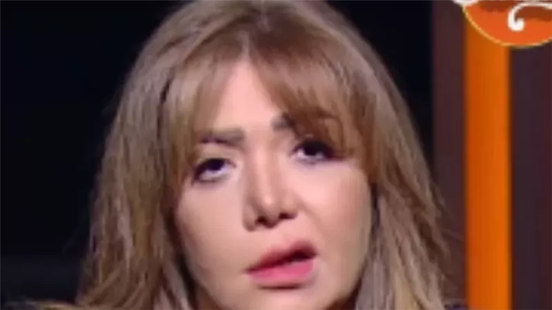 لقاء سويدان وإصابتها بالعصب السابع 