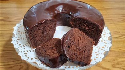  طريقة عمل كيكة الشوكولاتة بالزبدة والحليب مثل الجاهزة