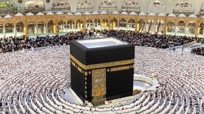 بشرى للعزباء والمتزوجة.. تفسير رؤية الحرم المكي في المنام