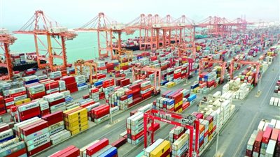 لدعم بيئة الأعمال والاستثمار... عُمان توقع 37 مذكرة تفاهم وتنظم 159 فعالية خلال 2025