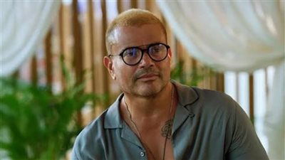عودة مفاجئة بعد غياب عقود.. عمرو دياب يشعل الساحة الفنية بمسلسل جديد