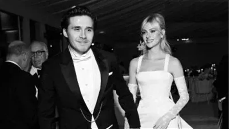 بروكلين بيكهام مع نيكولا بيلتز في زفافهما