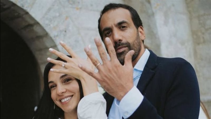 سلمى أبو ضيف مع زوجها 