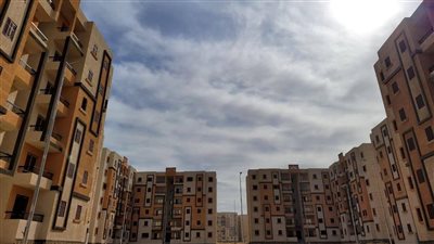 وزير الإسكان يتابع موقف وحدات منخفضي الدخل بـ