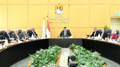 استثمارات جديدة وخطط تحلية وترشيد طاقة في موازنة 