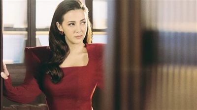 دنيا سمير غانم تتألق بإطلالة خمريّة في جلسة “Passionate” لعيد الحب (صور)